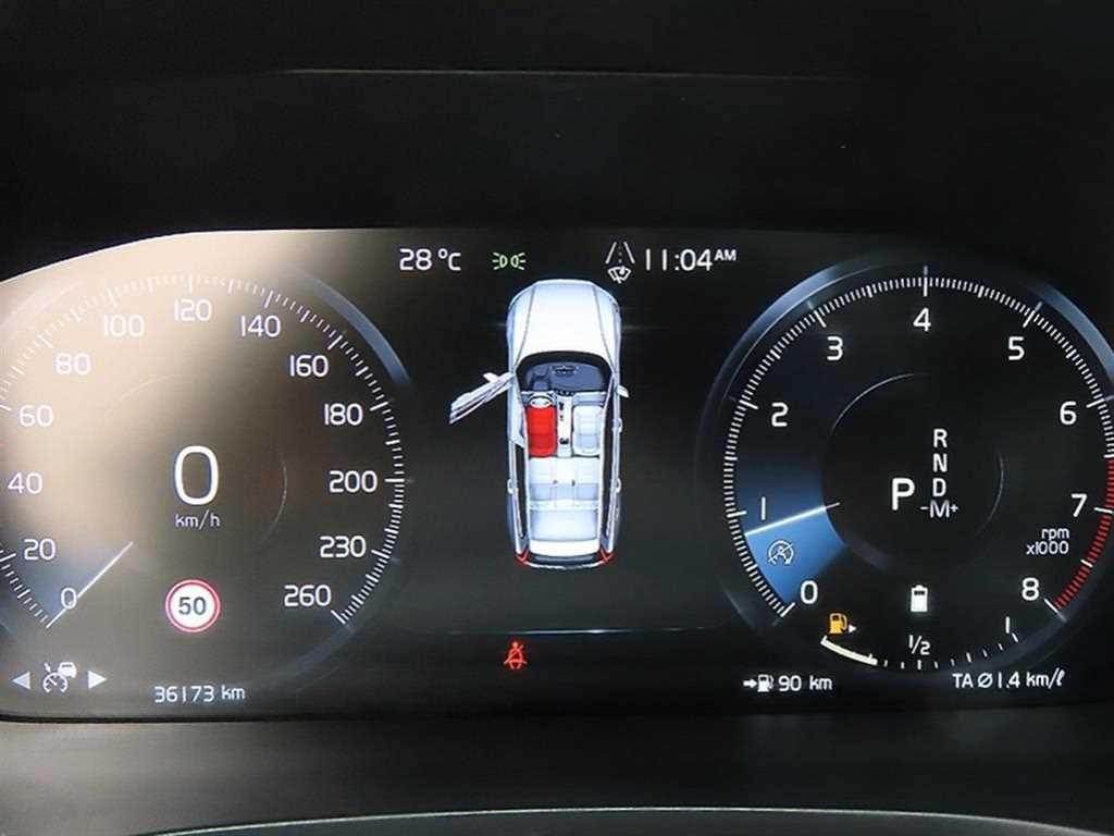 볼보 V60 V60 크로스 컨트리 2세대 2.0 B5 프로 AWD 이미지 9