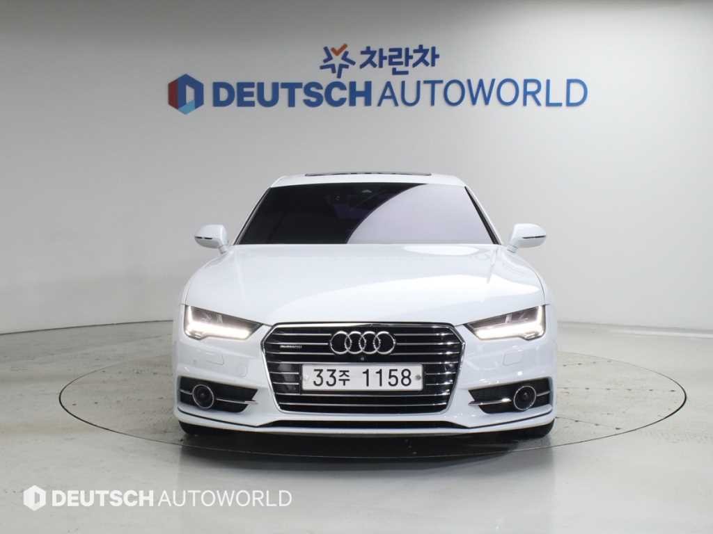 아우디 A7 50 TFSI 콰트로 스포츠 이미지 3