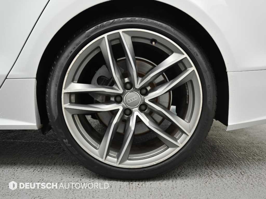 아우디 A7 50 TFSI 콰트로 스포츠 이미지 5