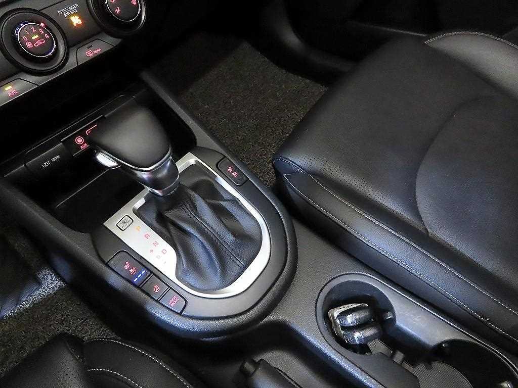 기아 K3 올뉴 K3 1.6 럭셔리 이미지 12