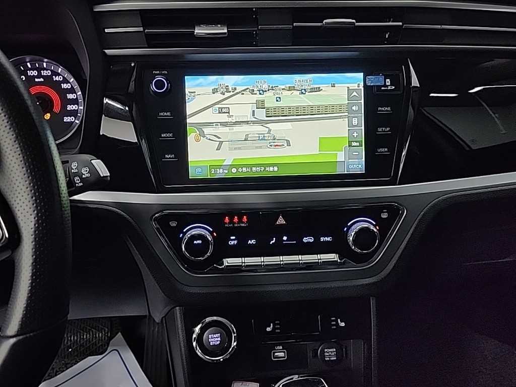 KG모빌리티(쌍용) 코란도 뷰티풀코란도 2WD 가솔린 1.5 C5 이미지 10