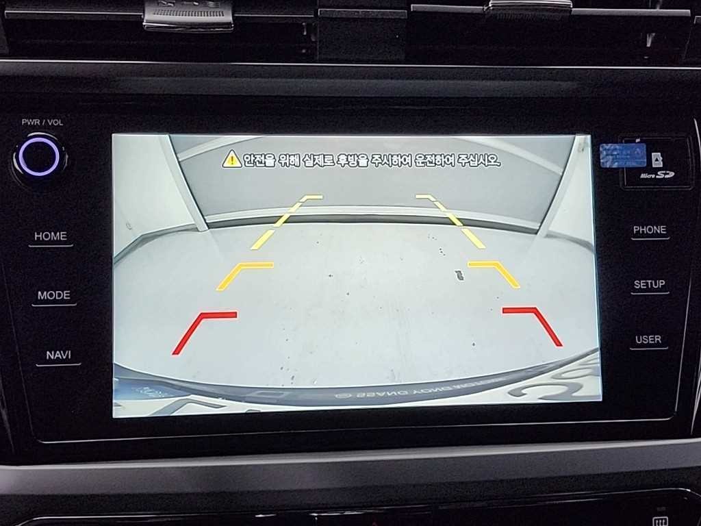 KG모빌리티(쌍용) 코란도 뷰티풀코란도 2WD 가솔린 1.5 C5 이미지 15