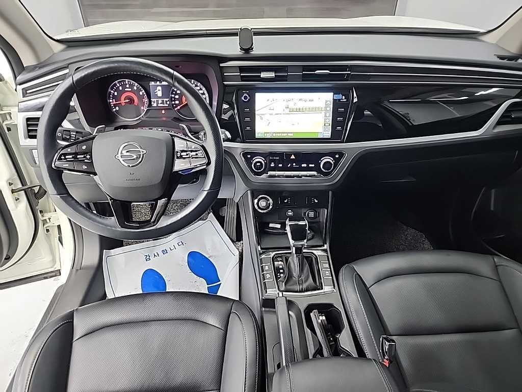 KG모빌리티(쌍용) 코란도 뷰티풀코란도 2WD 가솔린 1.5 C5 이미지 7