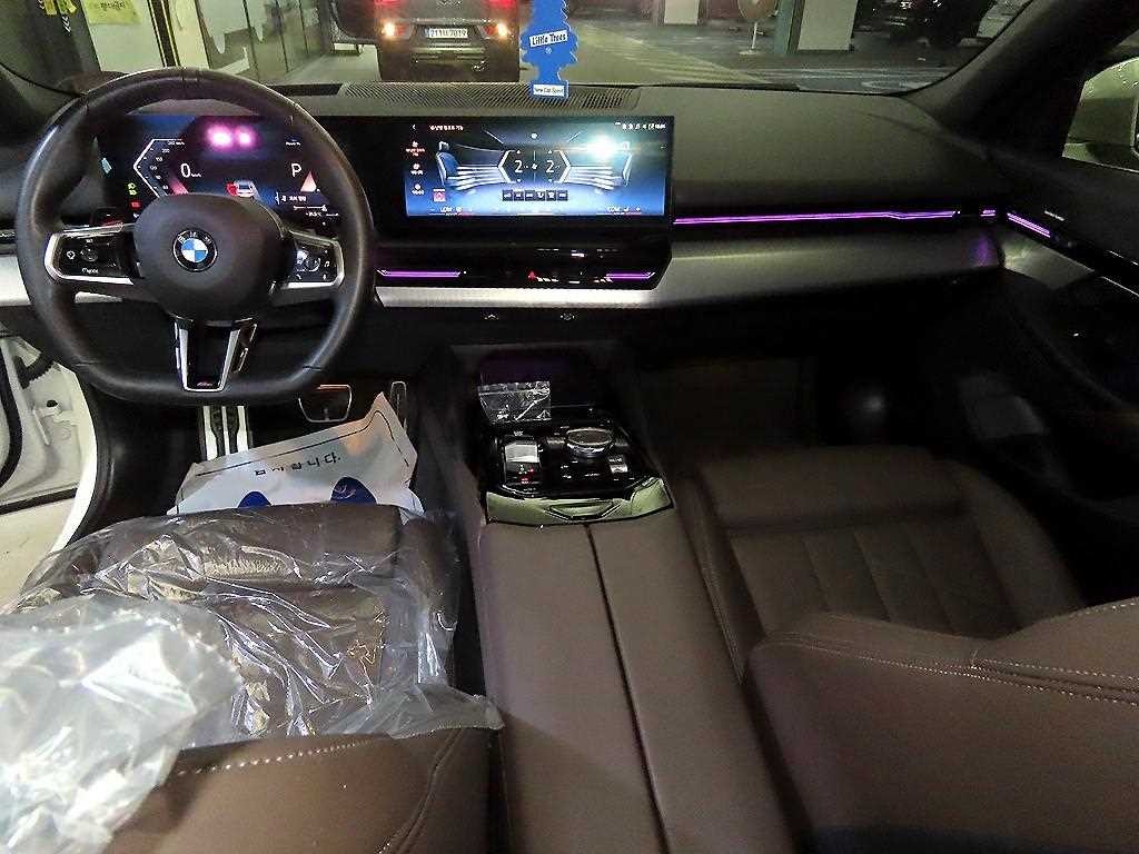 BMW 5시리즈 5시리즈 (G60) 523d M 스포츠 이미지 10