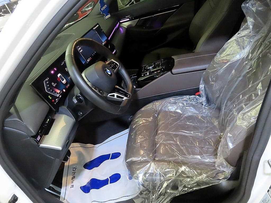 BMW 5시리즈 5시리즈 (G60) 523d M 스포츠 이미지 6