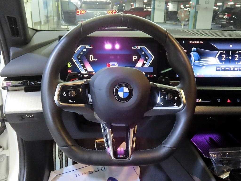 BMW 5시리즈 5시리즈 (G60) 523d M 스포츠 이미지 8