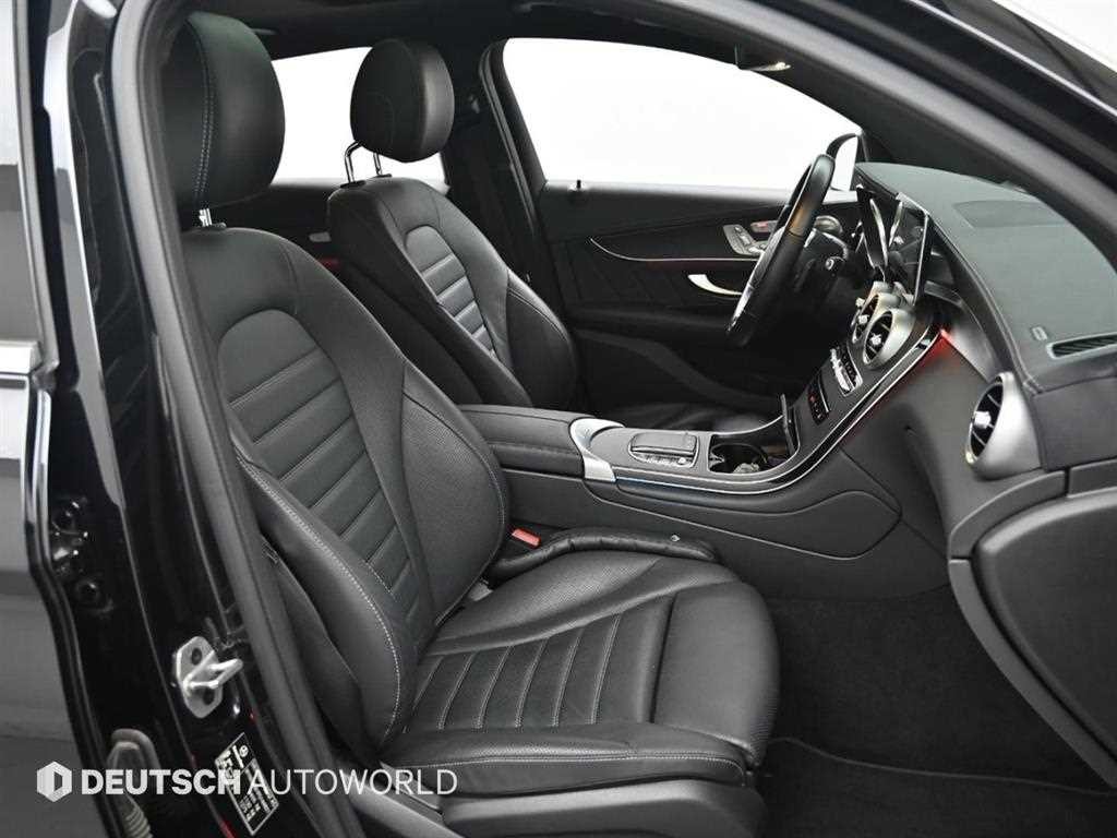 벤츠 GLC 클래스 GLC클래스 X253 GLC 300 4MATIC 쿠페 이미지 10