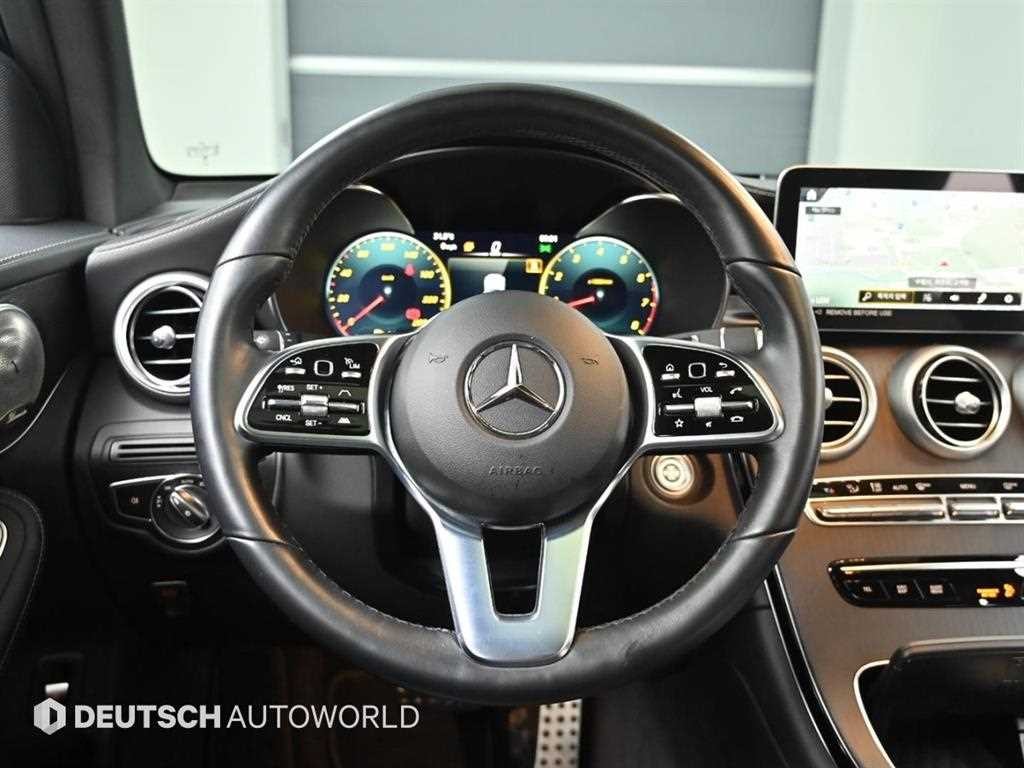 벤츠 GLC 클래스 GLC클래스 X253 GLC 300 4MATIC 쿠페 이미지 13