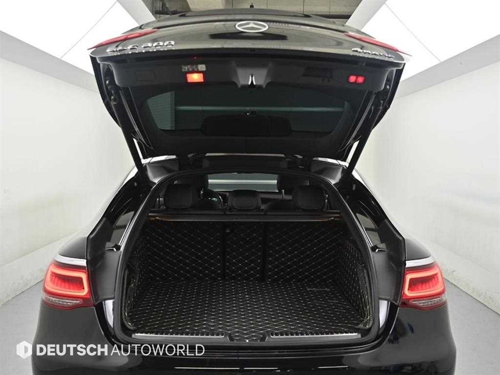 벤츠 GLC 클래스 GLC클래스 X253 GLC 300 4MATIC 쿠페 이미지 19
