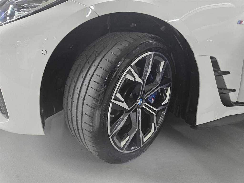 BMW 4시리즈 4시리즈 (G22) 420i 그란쿠페M 스포츠 퍼포먼스팩 이미지 20