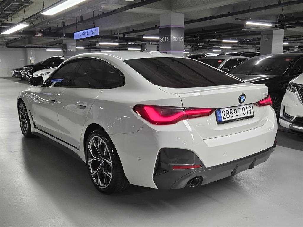 BMW 4시리즈 4시리즈 (G22) 420i 그란쿠페M 스포츠 퍼포먼스팩 이미지 5