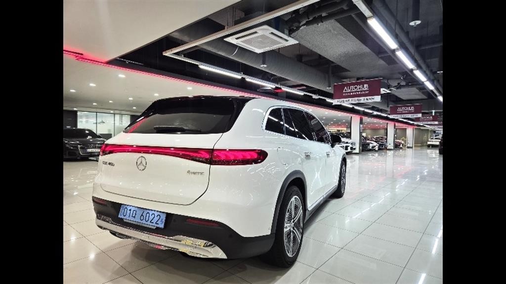 벤츠 EQS EQS SUV X296 EQS 450 4MATIC 이미지 3