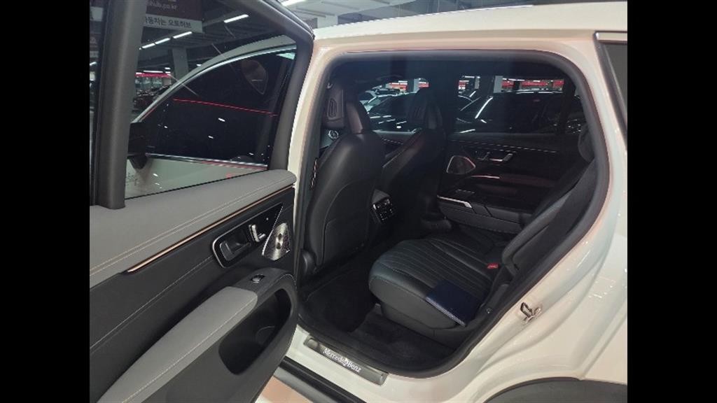 벤츠 EQS EQS SUV X296 EQS 450 4MATIC 이미지 8