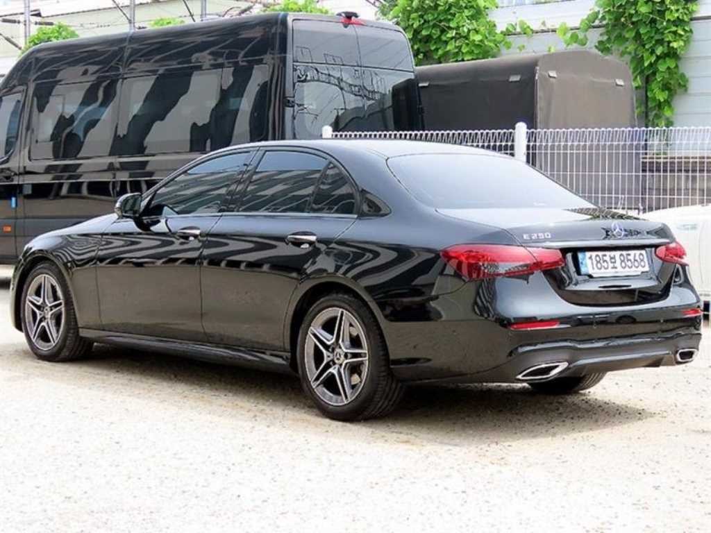 벤츠 E 클래스 E-클래스 W213 E250 AMG Line 이미지 3