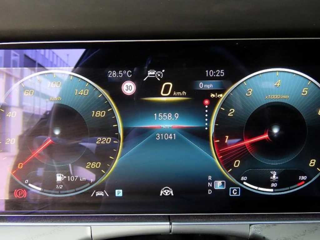 벤츠 E 클래스 E-클래스 W213 E250 AMG Line 이미지 9