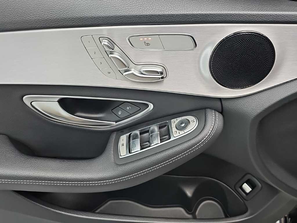 벤츠 C 클래스 C클래스 W205 C200 아방가르드 이미지 16