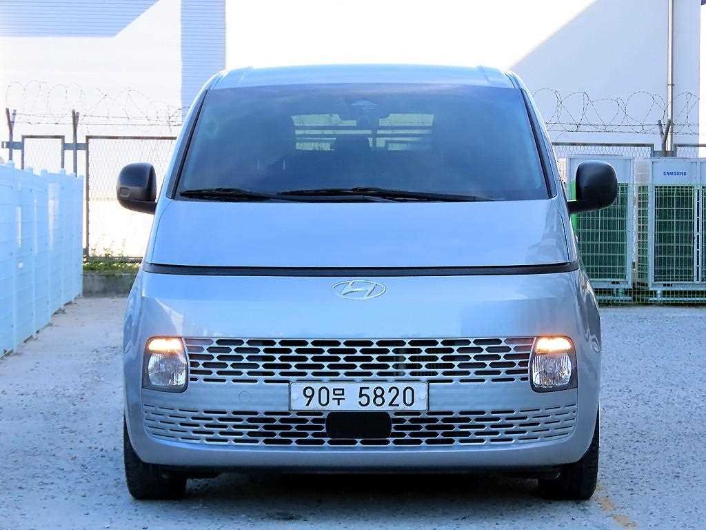 현대 스타리아 2WD 디젤 카고 스마트 3인승 이미지 1