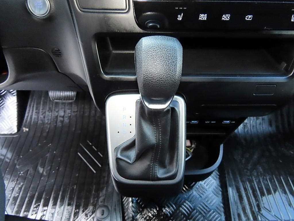 현대 스타리아 2WD 디젤 카고 스마트 3인승 이미지 10