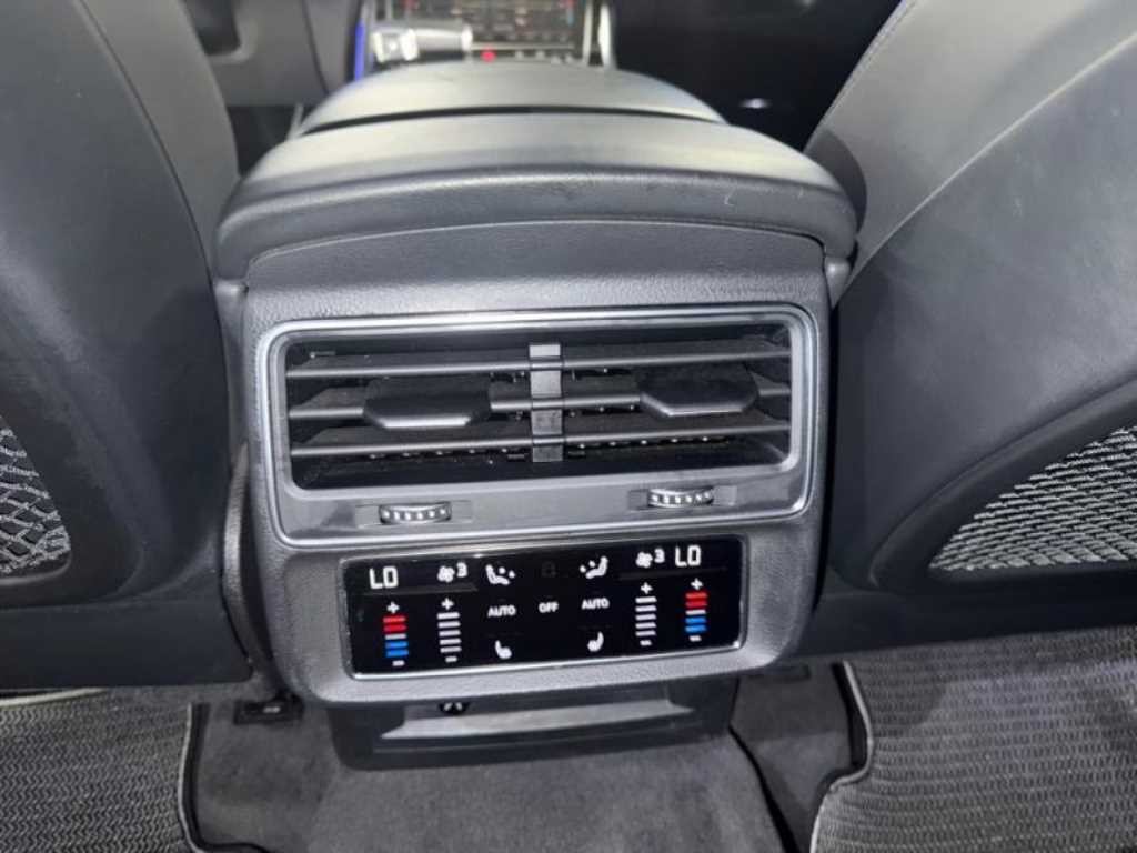 아우디 Q7 Q7 (4M) 55 TFSI 콰트로 프리미엄 이미지 15