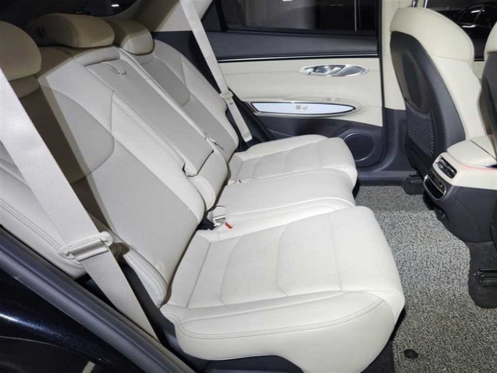 제네시스 GV70 2.5T 가솔린 AWD 이미지 2
