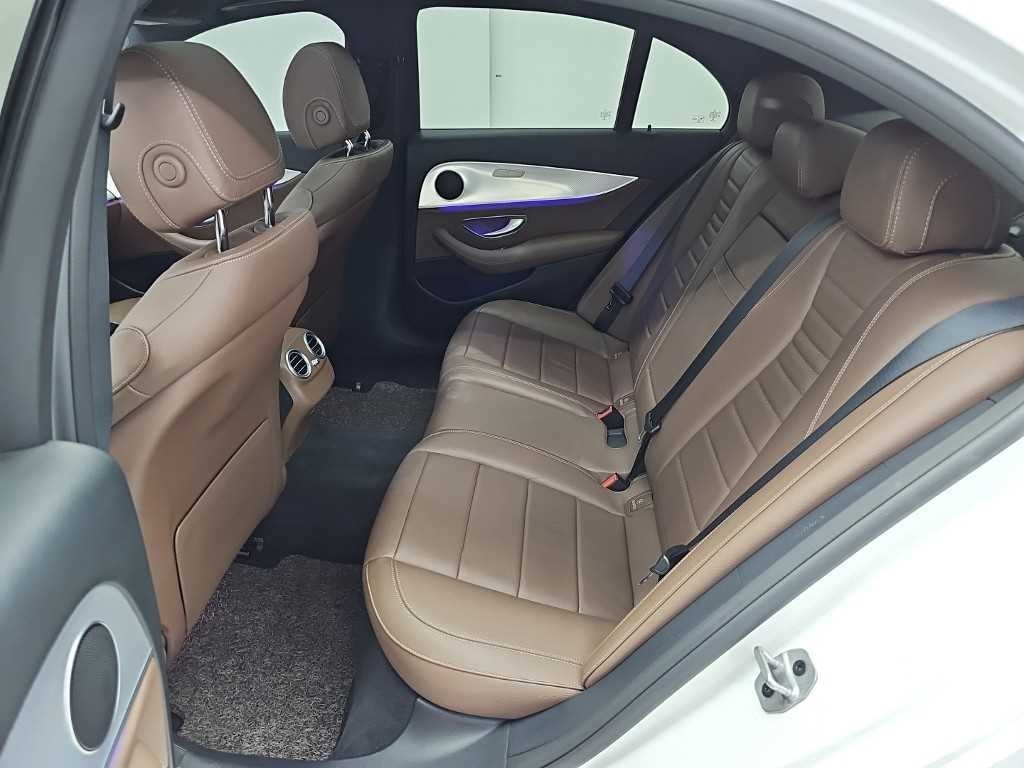 벤츠 E 클래스 E-클래스 W213 E250 아방가르드 이미지 12