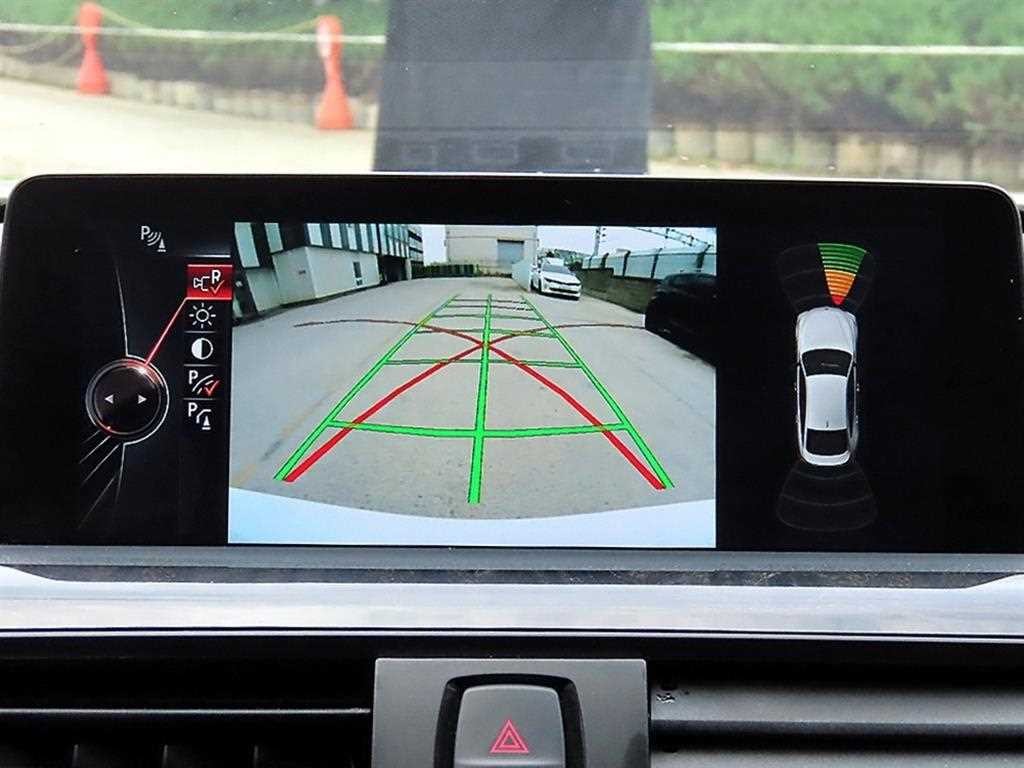 BMW 4시리즈 4시리즈 (F32) 420i 그란쿠페 럭셔리 이미지 15