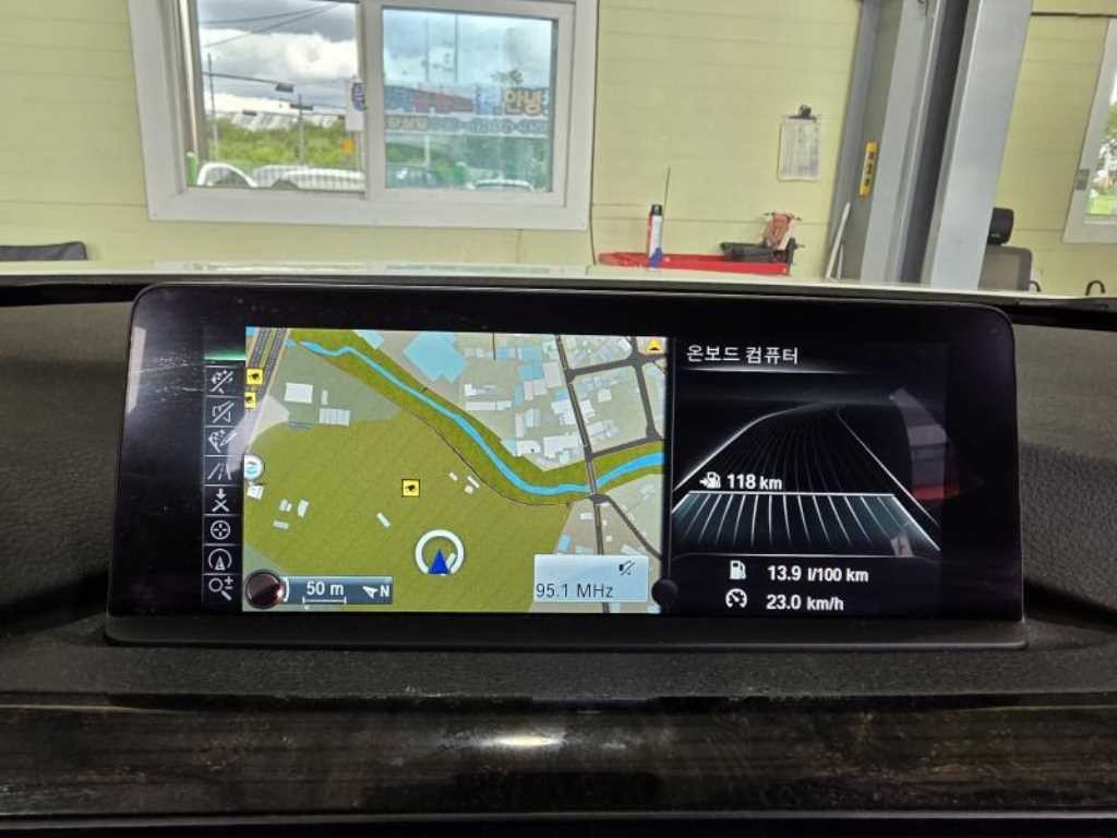 BMW 4시리즈 4시리즈 (F32) 420i 그란쿠페 럭셔리 이미지 8