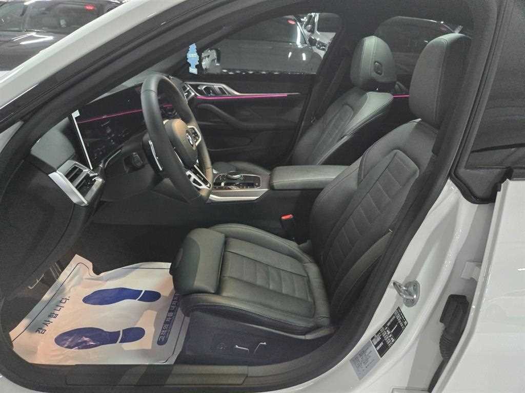 BMW 4시리즈 4시리즈 (G22) 420i 쿠페 M 스포츠 프로 이미지 7