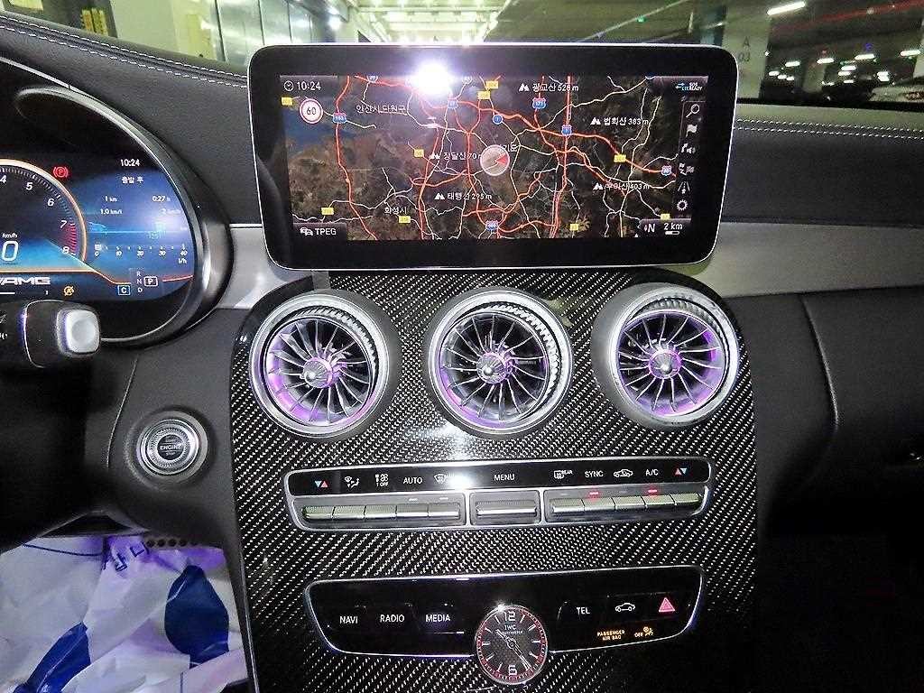 벤츠 C 클래스 C클래스 W205 C63 S AMG 쿠페 이미지 11