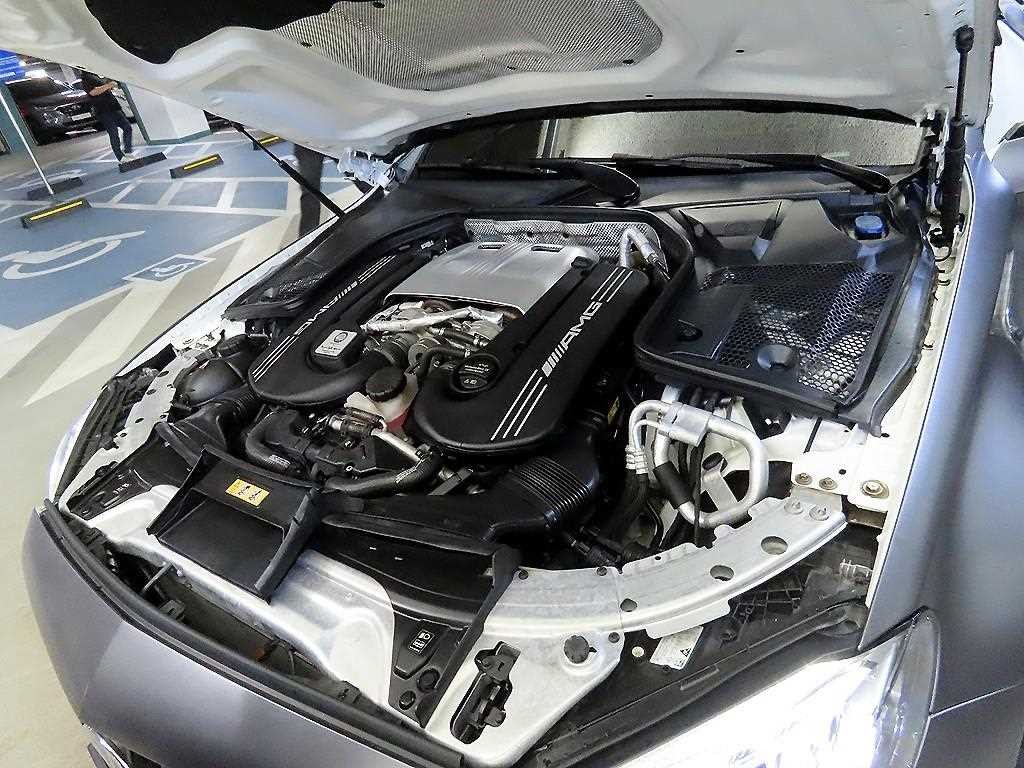 벤츠 C 클래스 C클래스 W205 C63 S AMG 쿠페 이미지 19