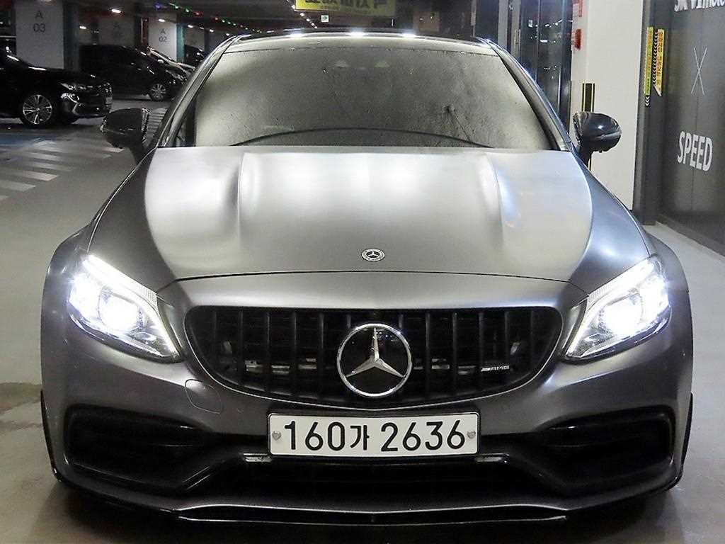벤츠 C 클래스 C클래스 W205 C63 S AMG 쿠페 이미지 2