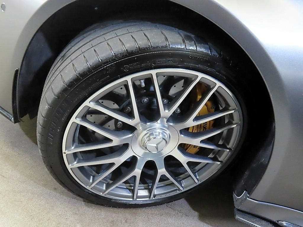 벤츠 C 클래스 C클래스 W205 C63 S AMG 쿠페 이미지 20