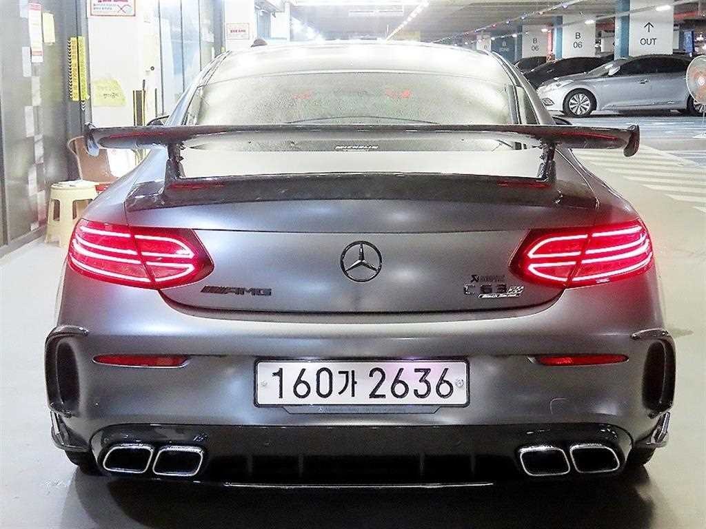 벤츠 C 클래스 C클래스 W205 C63 S AMG 쿠페 이미지 5