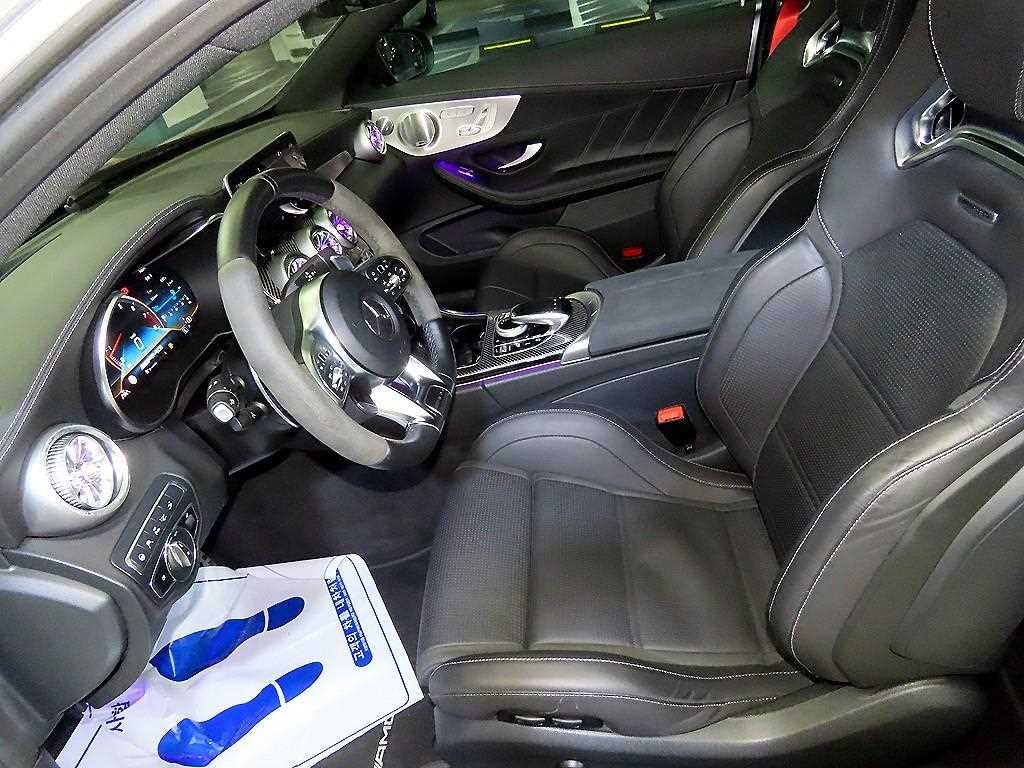 벤츠 C 클래스 C클래스 W205 C63 S AMG 쿠페 이미지 6