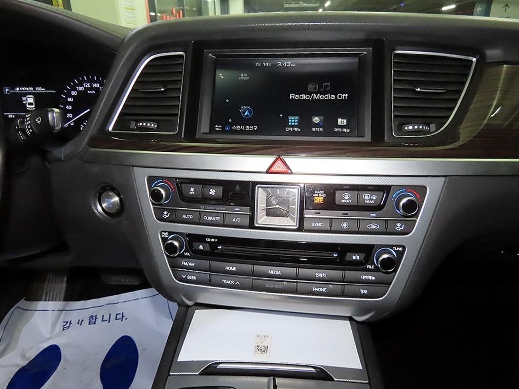 제네시스 G80 3.3 GDI AWD 럭셔리 이미지 11