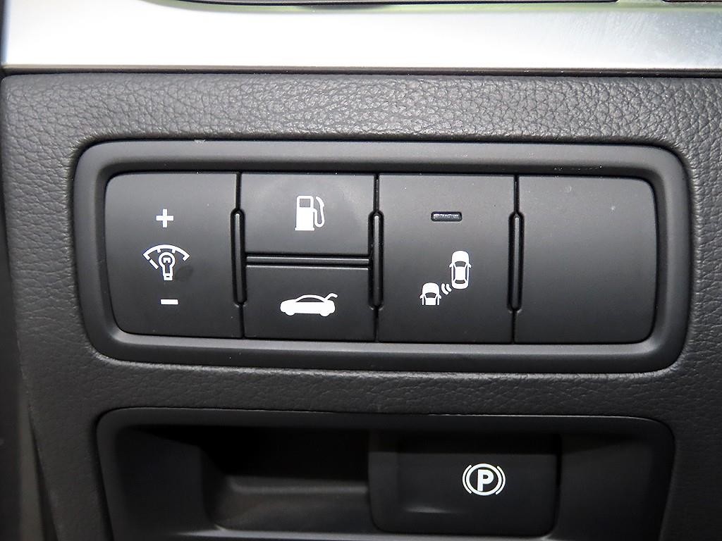 제네시스 G80 3.3 GDI AWD 럭셔리 이미지 14