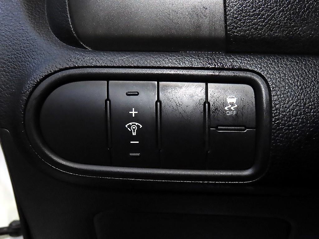 기아 K3 더뉴 K3 1.6 GDI 디럭스 이미지 15