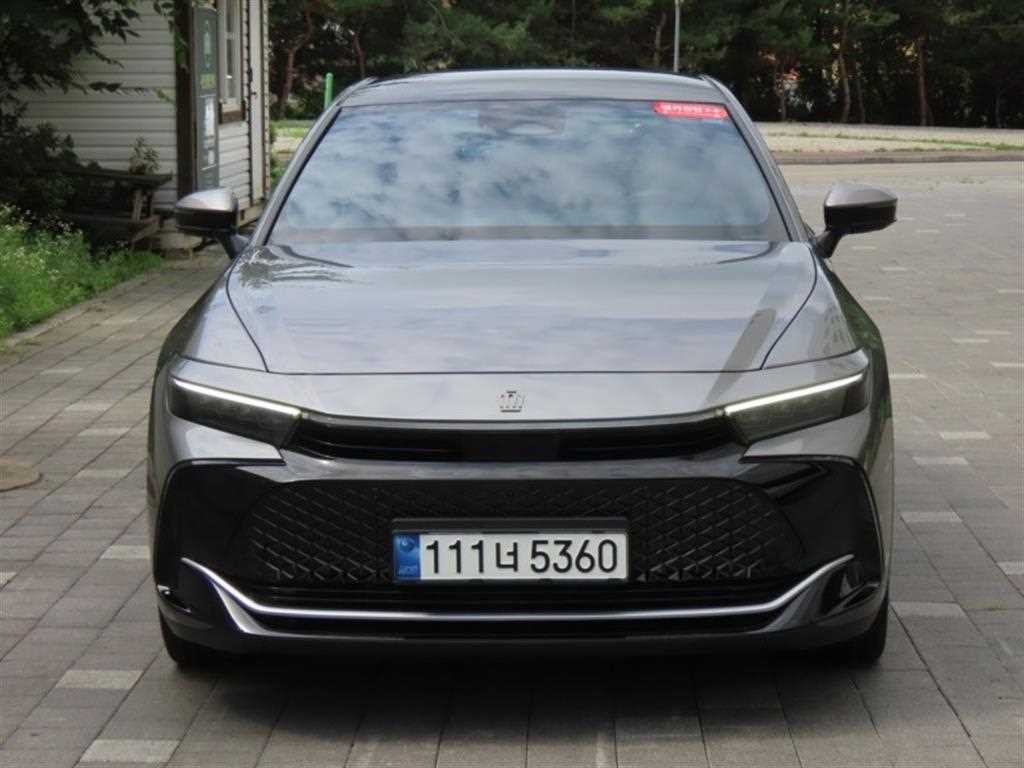 토요타 크라운 크라운 크로스오버 2.5 4WD 하이브리드 이미지 1