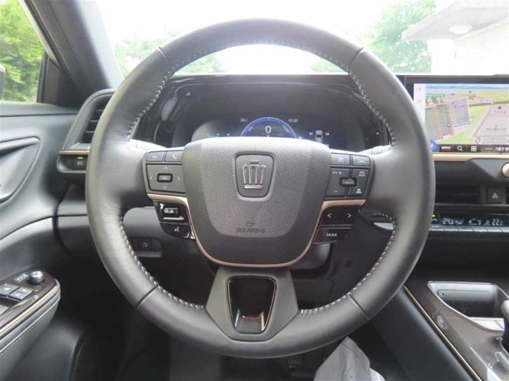 토요타 크라운 크라운 크로스오버 2.5 4WD 하이브리드 이미지 16