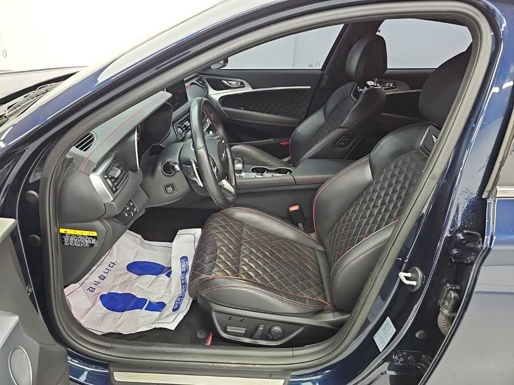 제네시스 G70 2.0T 스포츠 패키지 이미지 11