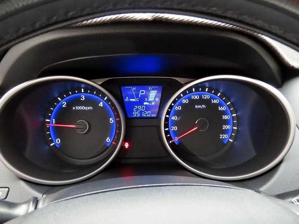 현대 투싼 뉴 투싼iX 디젤(E-VGT)2WD 스마트 스페셜 이미지 6