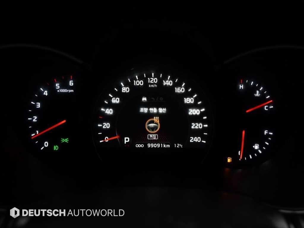 기아 쏘렌토 뉴 쏘렌토 R 2WD 2.0 리미티드 기본형 이미지 8