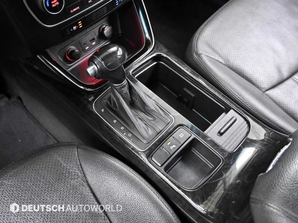 기아 쏘렌토 뉴 쏘렌토 R 2WD 2.0 리미티드 기본형 이미지 9
