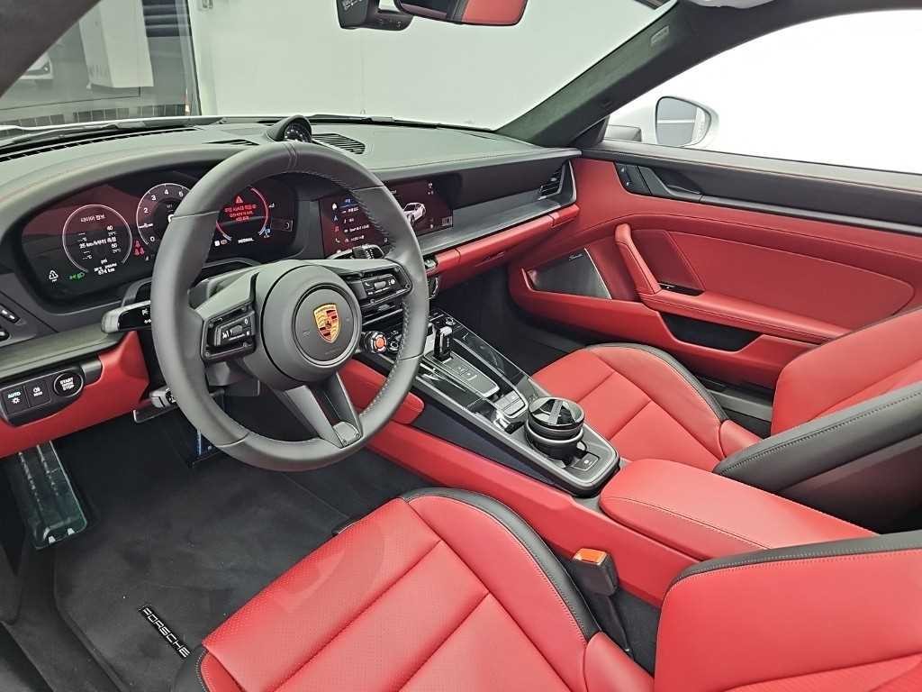 포르쉐 911 911(992) 카레라 4 GTS 이미지 7