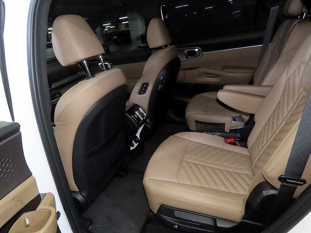 기아 쏘렌토 더 뉴 쏘렌토 4세대 하이브리드 1.6T 4WD 시그니처 그래비티 이미지 7