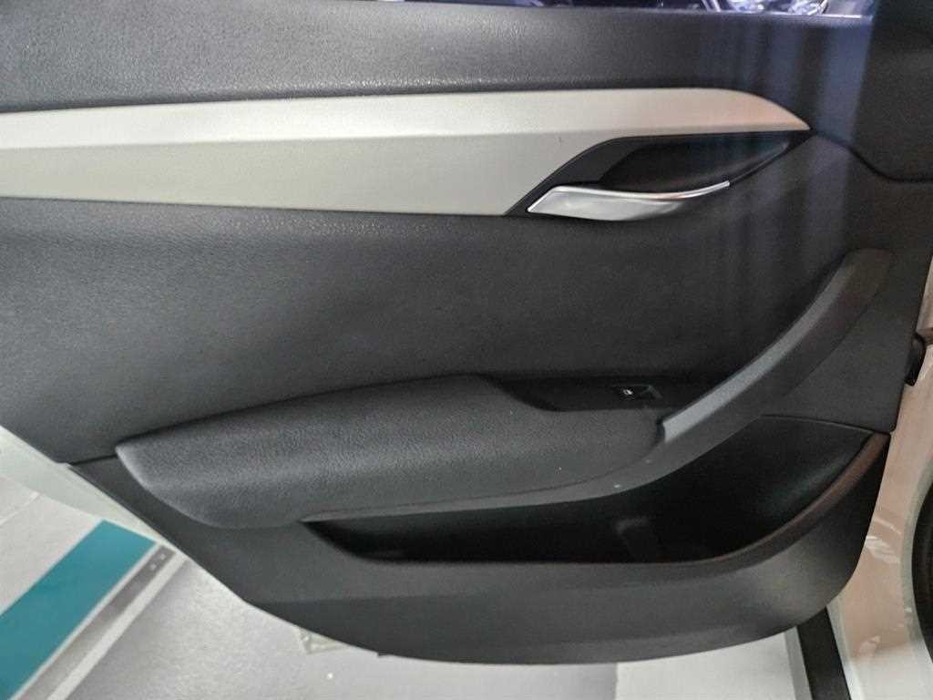 BMW X1 X1 (E84) xDrive 18d 4WD 이미지 18