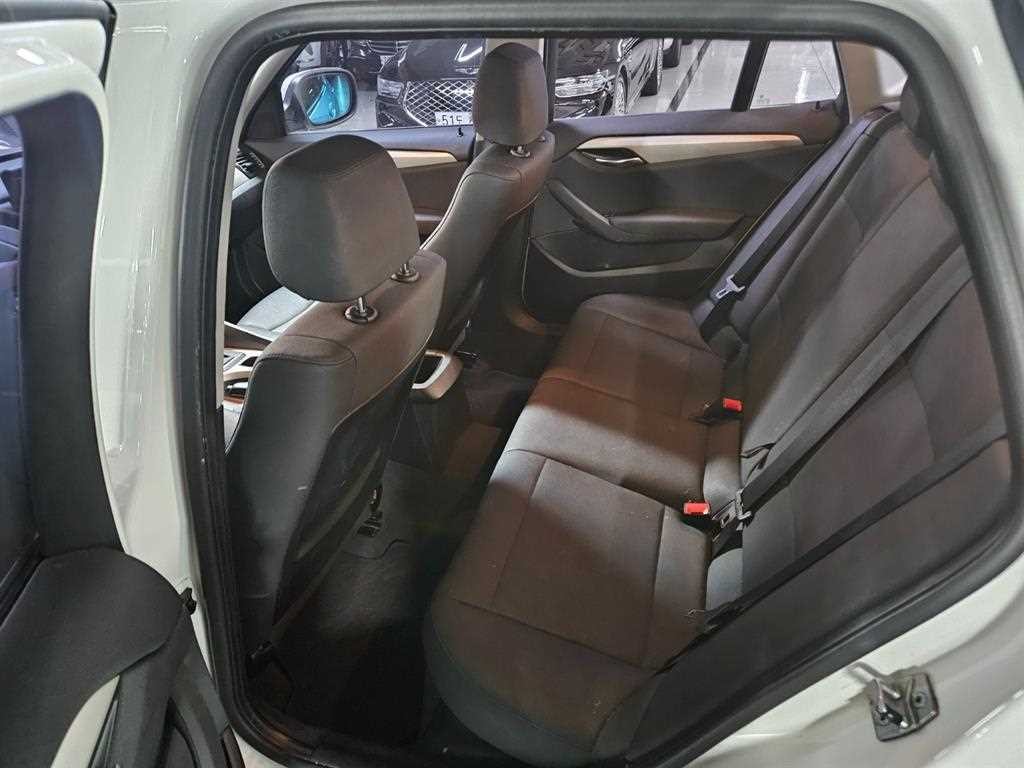 BMW X1 X1 (E84) xDrive 18d 4WD 이미지 9