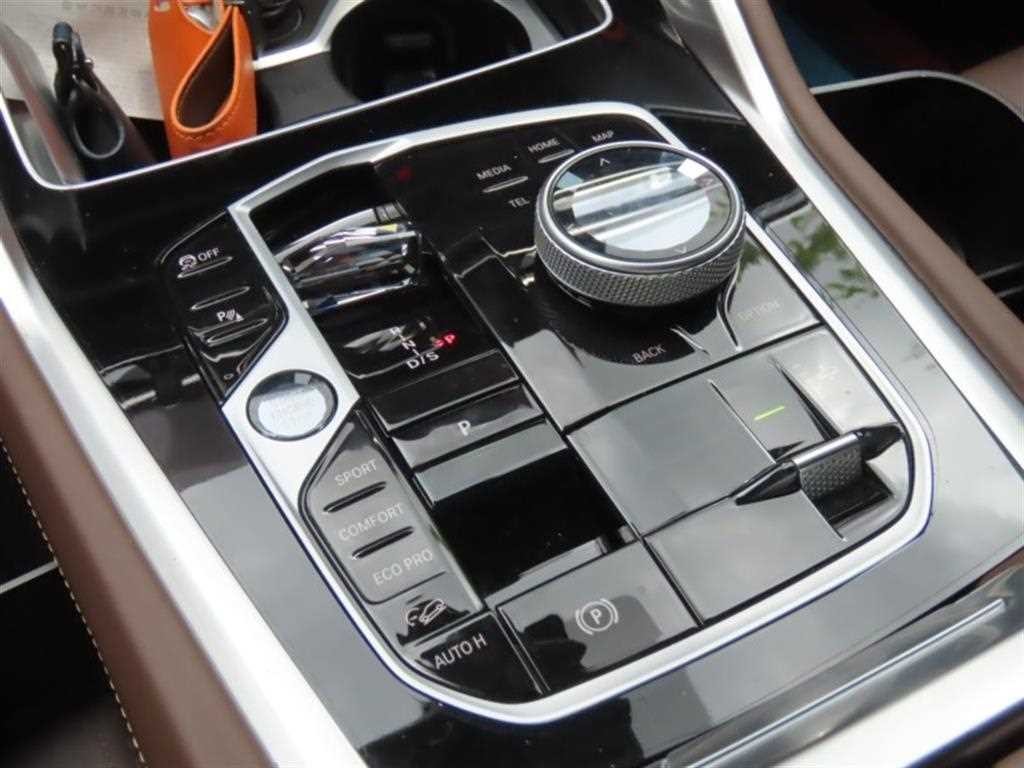 BMW X6 X6 (G06) xDrive 40d M 스포츠 온라인 익스클루시브 이미지 6