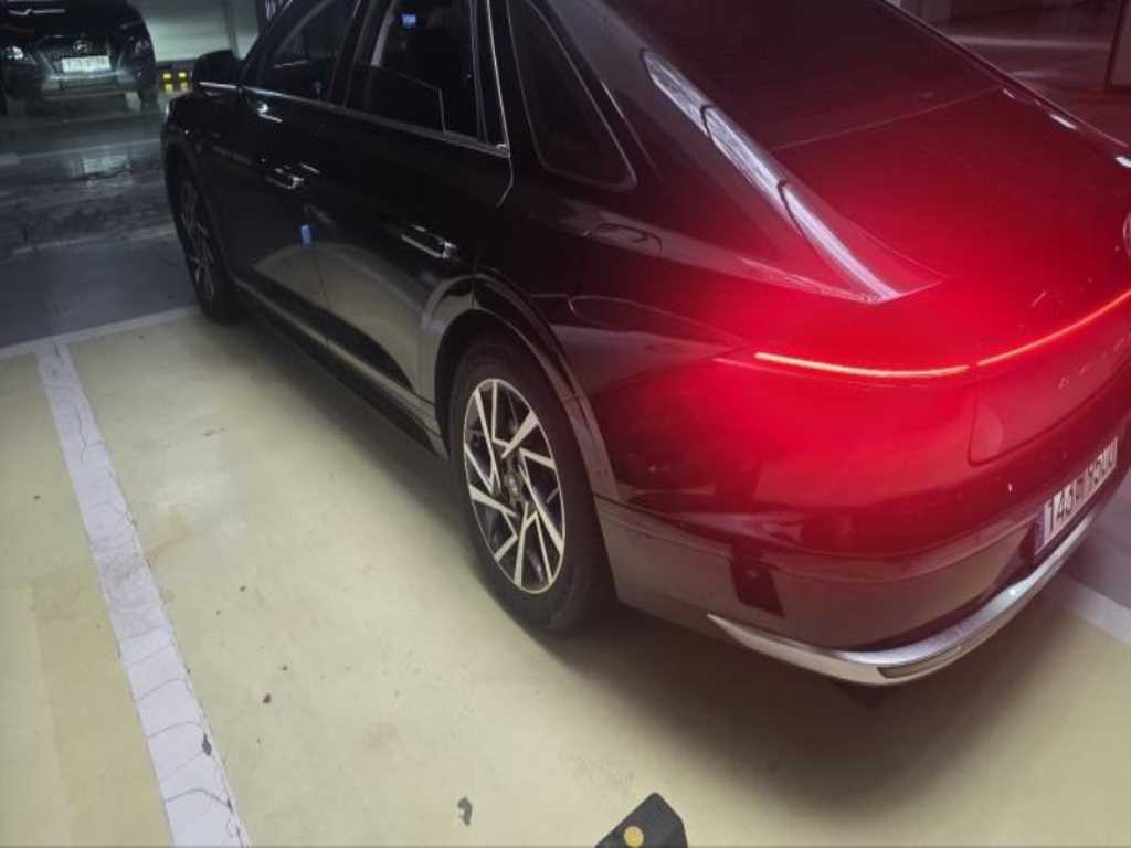 현대 그랜저 그랜저 (GN7) 가솔린 2.5 2WD 프리미엄 이미지 9