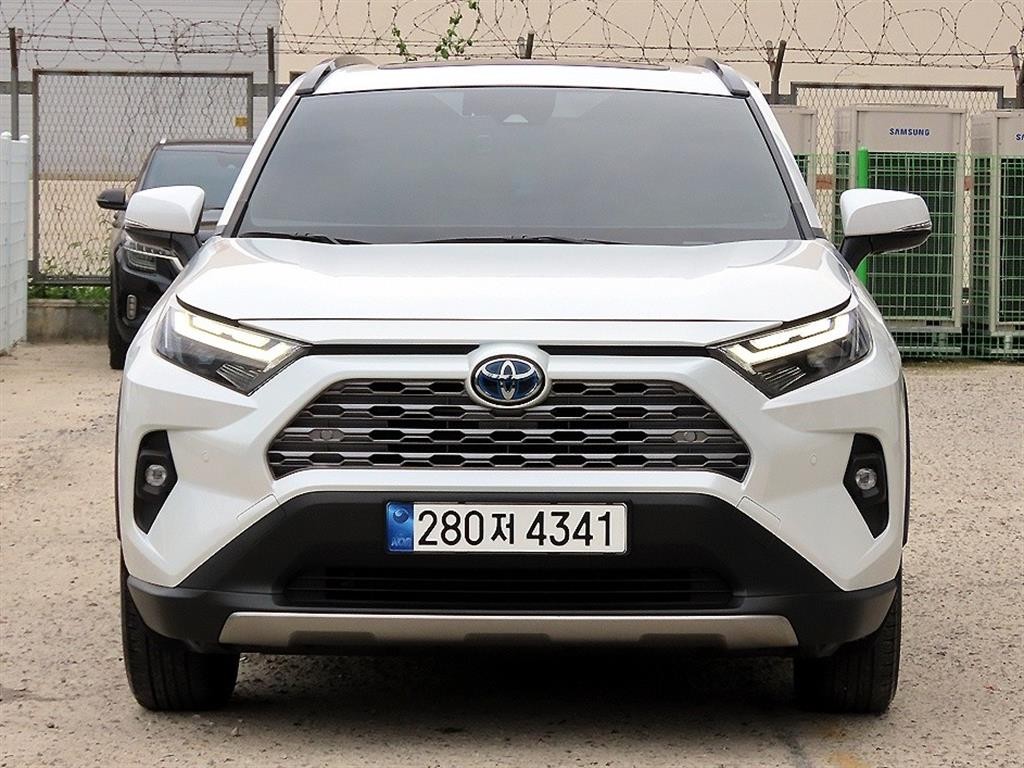 토요타 라브4 RAV4(5세대) 2.5 4WD 하이브리드 LTD 이미지 1